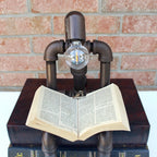 Metal Reading Man Lamp